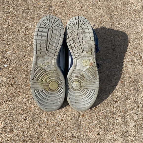 Nike HI TOP DUNKS💙 - Picture 3 of 4